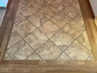 Photo #6: 4762433 Listing