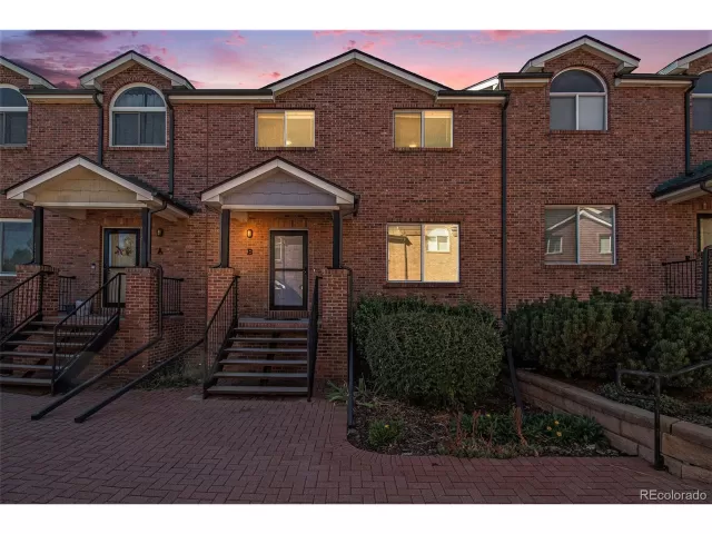 MLS: 4766230 Condo For Sale