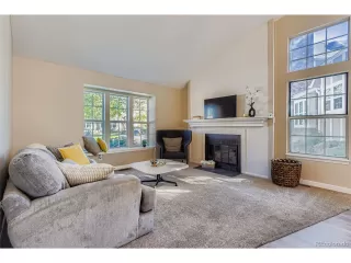 Photo #3: 4768295 Listing 