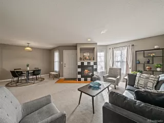 Photo #2: 4768835 Listing 