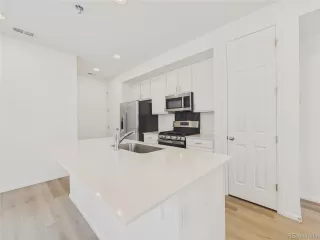 Photo #6: 4769546 Listing 