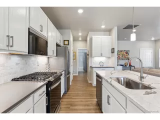 Photo #3: 4769731 Listing