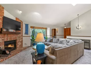 Photo #3: 4773671 Listing 