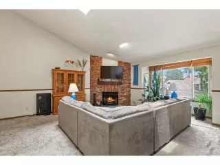 Photo #4: 4773671 Listing 