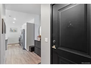 Photo #5: 4776499 Listing