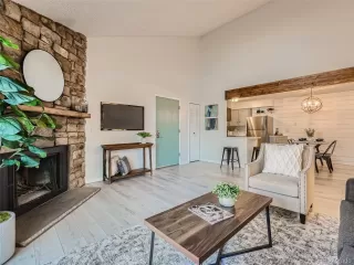 Photo #2: 4778929 Listing