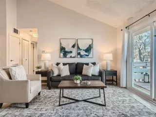 Photo #4: 4778929 Listing