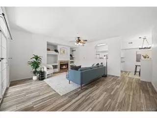 Photo #4: 4780066 Listing