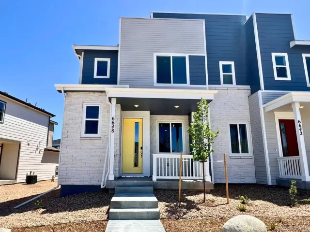 MLS: 4783416 Condo For Sale