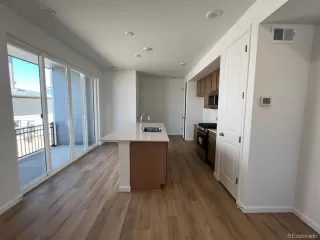 Photo #3: 4783416 Listing