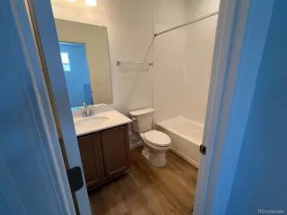 Photo #6: 4783416 Listing