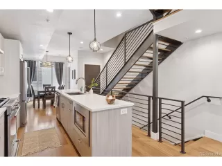 Photo #2: 4784504 Listing