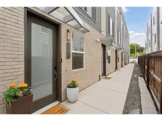 Photo #5: 4784504 Listing