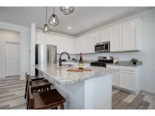 Photo #4: 4785681 Listing