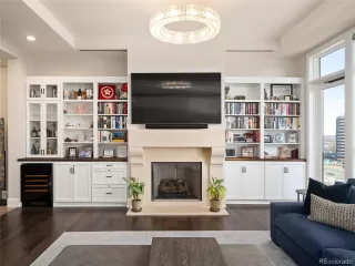 Browse active condo listings in THE LANDMARK