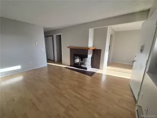 Photo #6: 4787413 Listing 