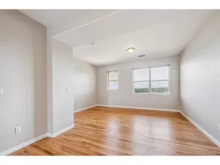 Photo #3: 4787553 Listing