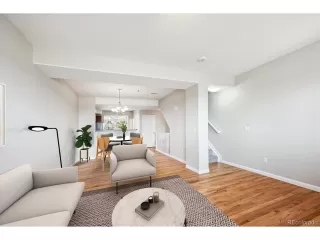 Photo #4: 4787553 Listing