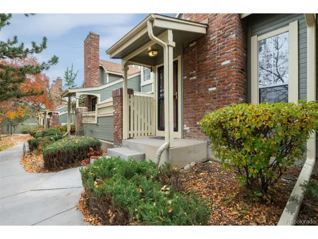 MLS: 4788371 Condo For Sale