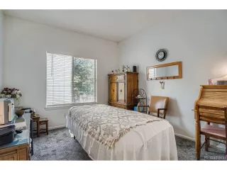 Photo #4: 4789365 Listing