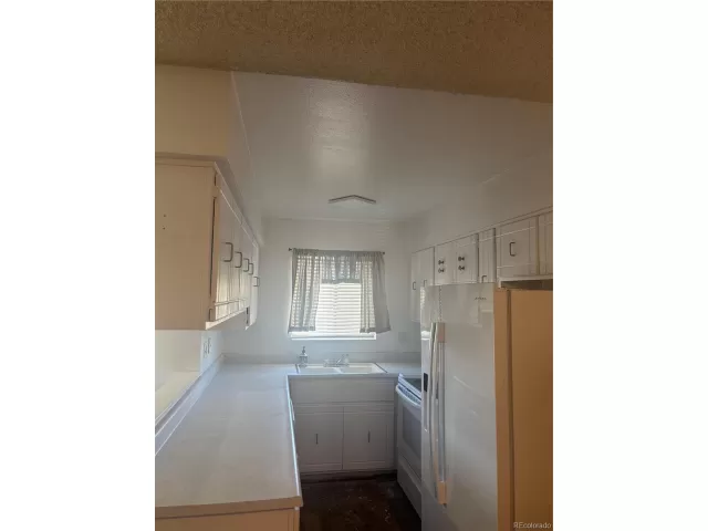 MLS: 4789856 Condo For Sale