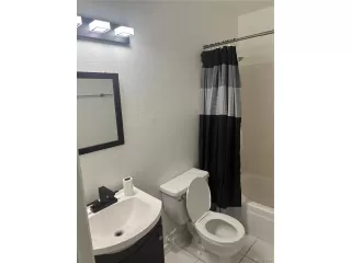 Photo #4: 4789856 Listing