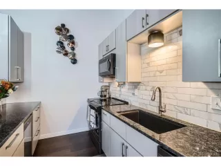 Photo #4: 4791072 Listing