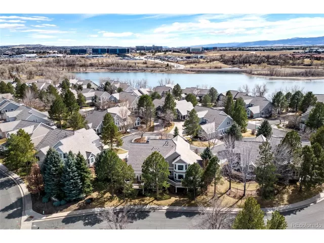 MLS: 4791359 Condo For Sale