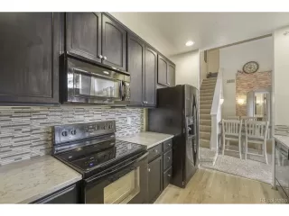 Photo #3: 4792483 Listing