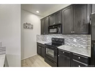 Photo #4: 4792483 Listing