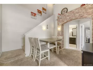 Photo #6: 4792483 Listing