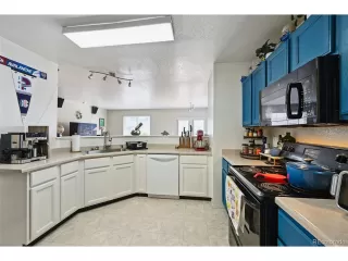 Photo #2: 4794644 Listing 