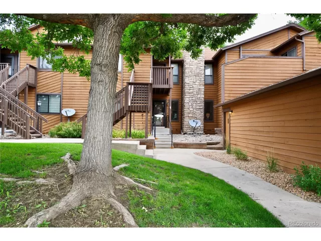 MLS: 4795179 Condo For Sale