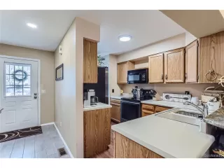 Photo #5: 4796470 Listing