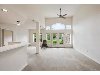 Photo #5: 4796872 Listing 