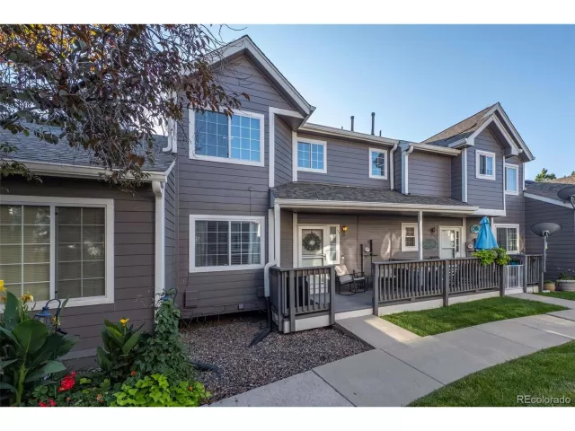 MLS: 4799599 Condo For Sale