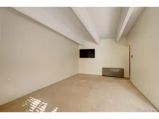 Photo #4: 4802102 Listing