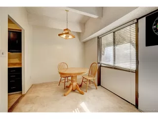 Photo #5: 4802102 Listing