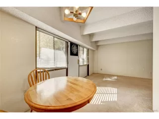 Photo #6: 4802102 Listing