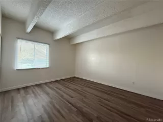 Photo #2: 4802274 Listing