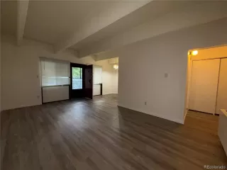 Photo #3: 4802274 Listing