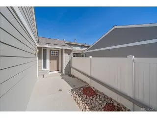 Photo #4: 4802680 Listing