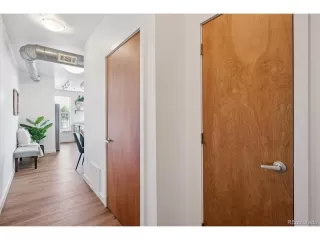 Photo #2: 4804211 Listing