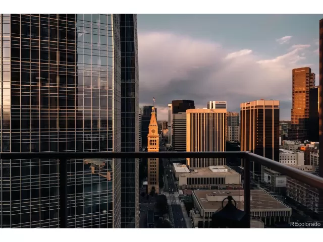 MLS: 4804280 Condo For Sale