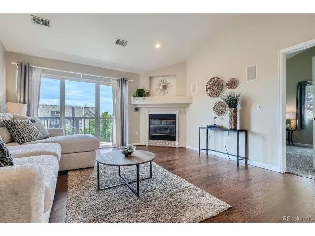 MLS: 4804838 Condo For Sale