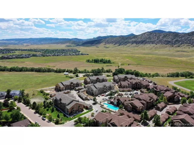 MLS: 4805455 Condo For Sale