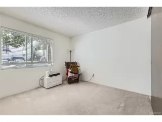 Photo #6: 4806520 Listing