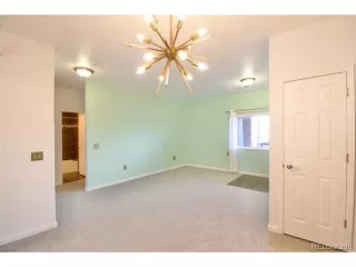 Photo #4: 4806857 Listing