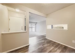 Photo #3: 4808133 Listing