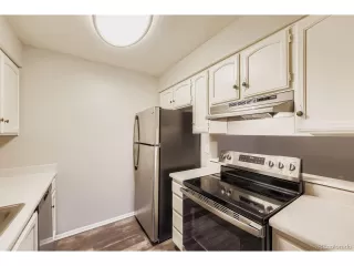 Photo #4: 4808133 Listing